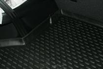 Toyota Highlander 2008-2013 Covoras portbagaj lung (Novline) instalare foto 2