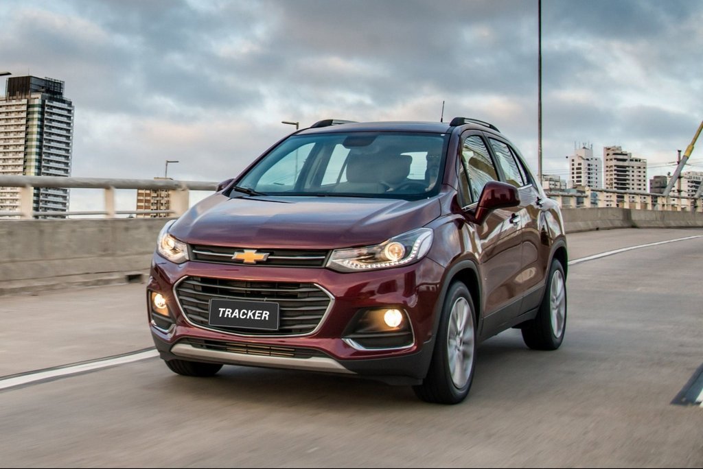 Review crossover compact Chevrolet Tracker