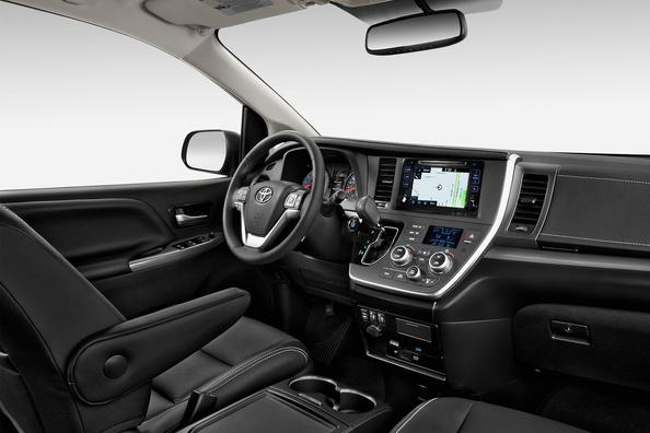 Review full-size actualizat minivan Toyota Sienna Fotografie 5