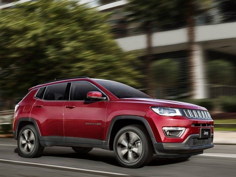 Review crossover compact Jeep Compass
