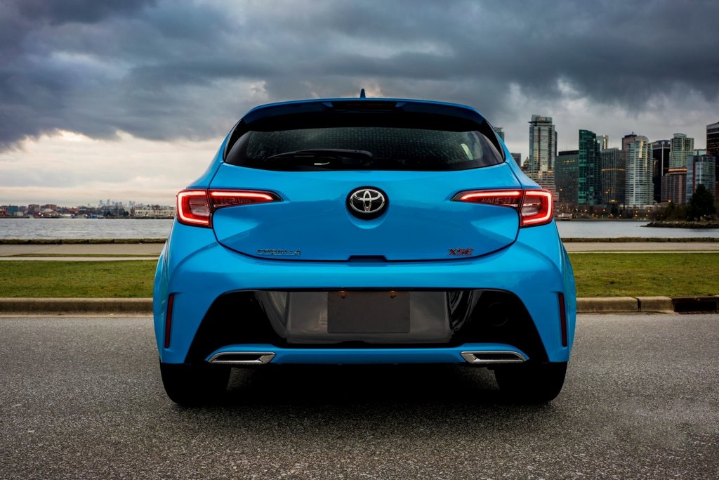 Noua generație Toyota Corolla hatchback cu cinci uși