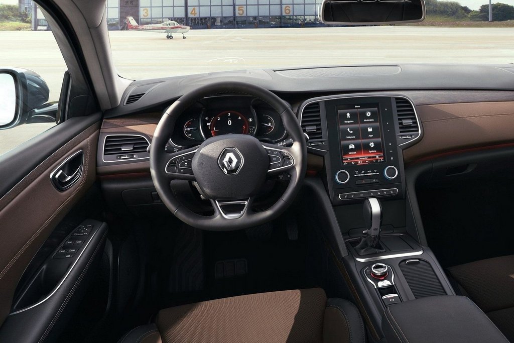 Review sedan de talie mijlocie Renault Talisman