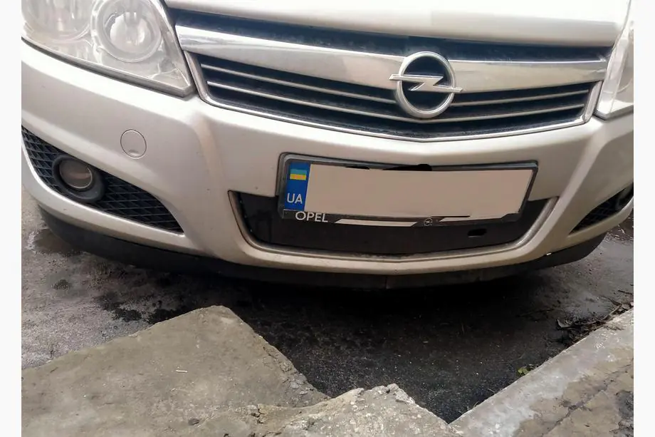 Opel Astra H 2004-2013 Grila de iarna (2007+) Lucios Image