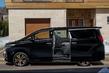 Full-size de lux minivan Toyota Alphard foto 6