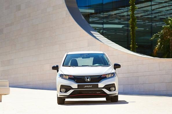 Actualizat compact hatchback Honda Jazz a treia întrupare Fotografie 11