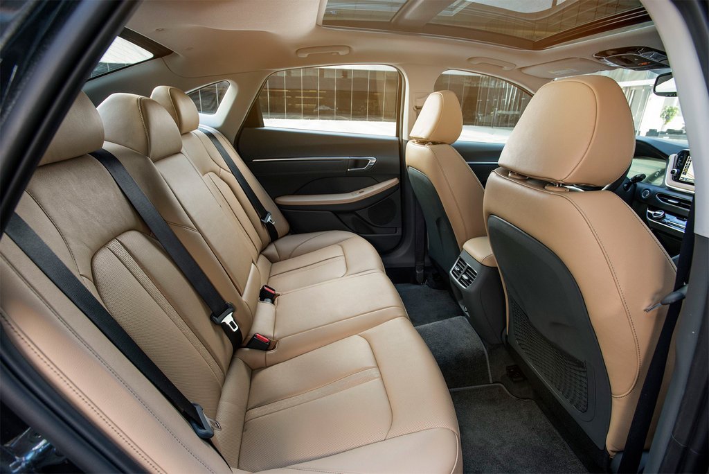 Sedan Hyundai Sonata de-a opta generație