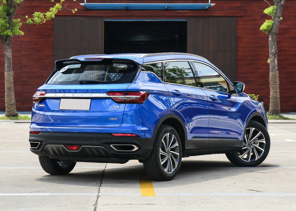 Review crossover compact Geely SX11