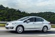 Review compact sedan Peugeot 408 foto 9