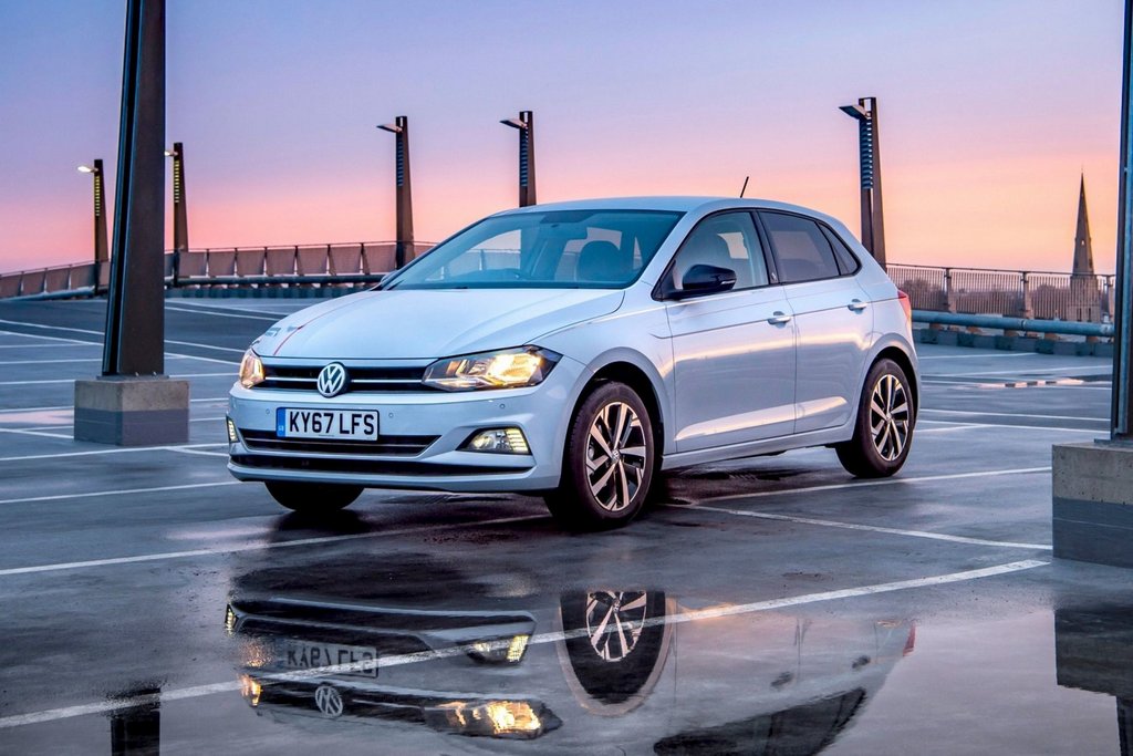 Hatchback cu cinci uși Volkswagen Polo a șasea încarnare