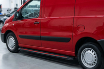 Citroen Jumpy 2007–2017 Praguri Laterale Maya Red (2 buc, Aluminiu) foto 1