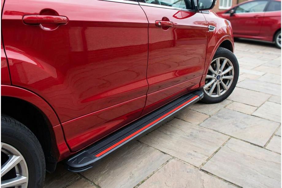 Ford Kuga/Escape 2013-2019 Praguri Laterale Maya Red (2 buc, Aluminiu) Image