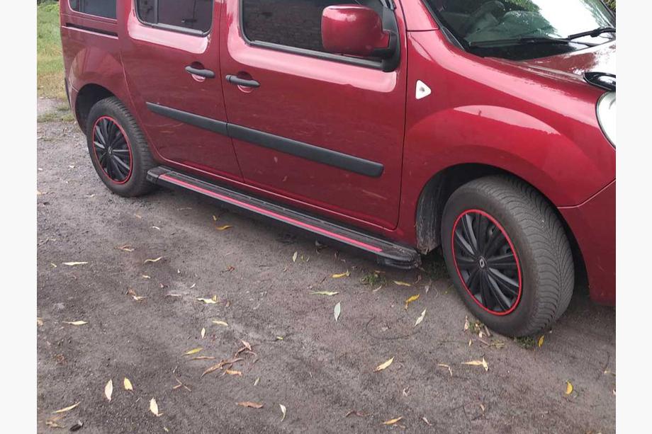 Renault Kangoo 2008–2020 Praguri Laterale Maya Red (2 buc, Aluminiu) Ampatament Scurt Foto 1