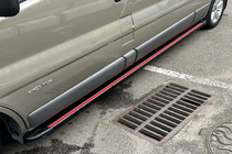 Renault Trafic 2015- Praguri Laterale Maya Red-Black (2 buc, Aluminiu) foto 3