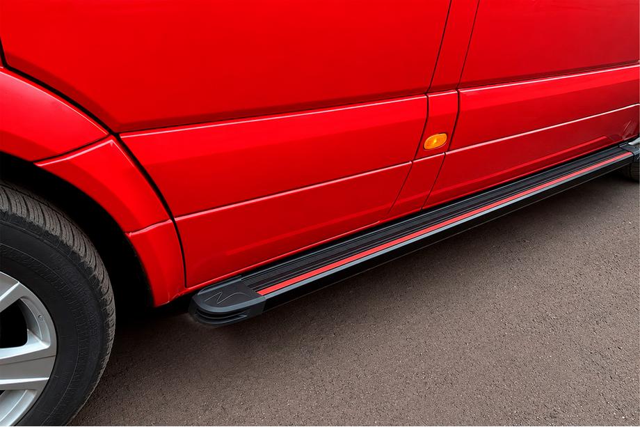 Volkswagen Crafter 2006-2016 Praguri Laterale Maya Red (2 buc, Aluminiu) Foto 2