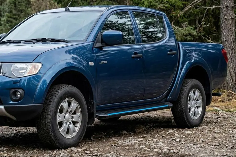 Mitsubishi L200 2015-2024 Praguri Laterale Maya Blue (2 buc, Aluminiu) Image