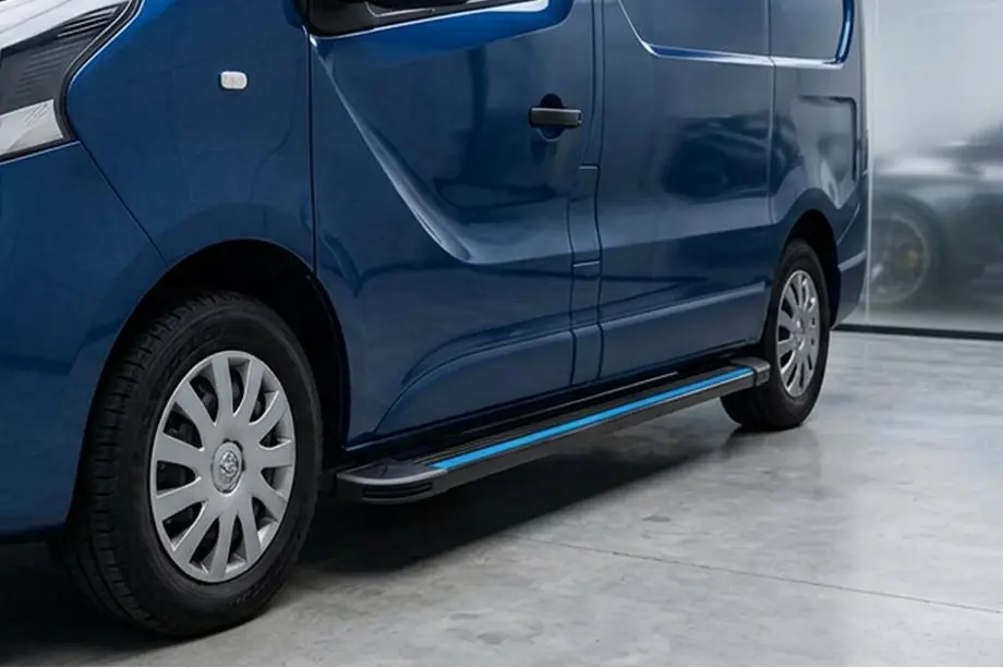 Nissan Primastar 2002-2014 Praguri Laterale Maya Blue (2 buc, Aluminiu) Image