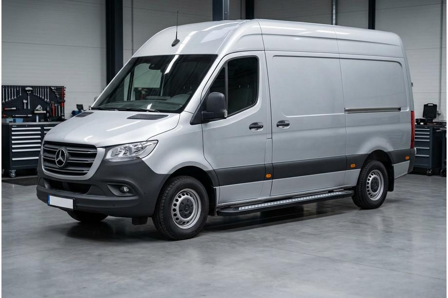 Mercedes Sprinter W907/W910 2018- Praguri Laterale New Vision Black (2 buc, Aluminiu) Long/ExtraLong Foto 1