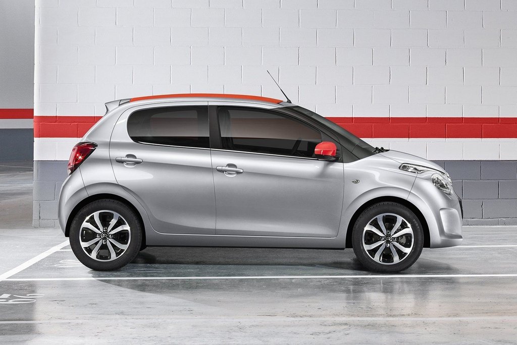 Review cu cinci uși hatchback Citroen C1