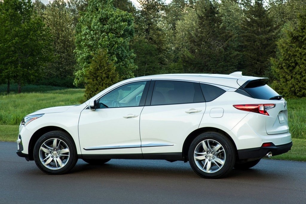 Prezentare generală a treia generație a crossover Acura RDX