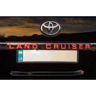 Bara LED deasupra numarului (2016+) Toyota Land Cruiser 200 2007-2021 foto 4