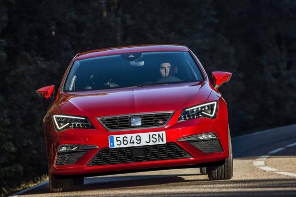Review compact cu cinci uși a hatchback-ului Seat Leon