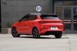 Electric hatchback cu cinci uși BYD e2 foto 4