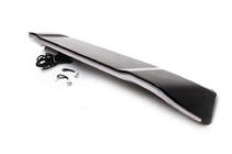 Toyota Land Cruiser 200 2007-2021 Spoiler FullLed (2016+) foto 9