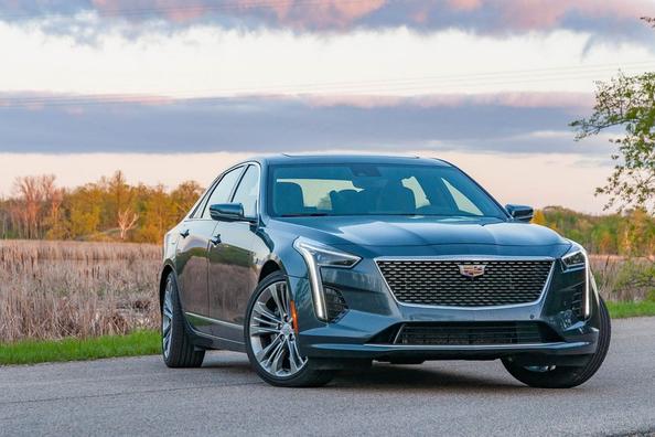 Review premium sedan Cadillac CT6