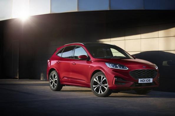 O nouă generație de crossover compact Ford Kuga