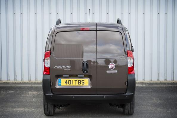 Recenzie la microbuză Fiat Fiorino Cargo reîmprospătată Fotografie 9