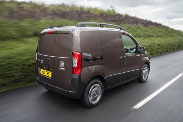 Recenzie la microbuză Fiat Fiorino Cargo reîmprospătată Fotografie 3