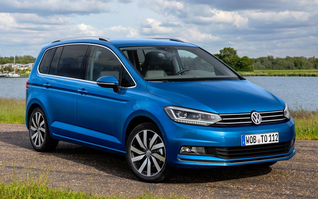 Review compact mpv Volkswagen Touran din a doua generație