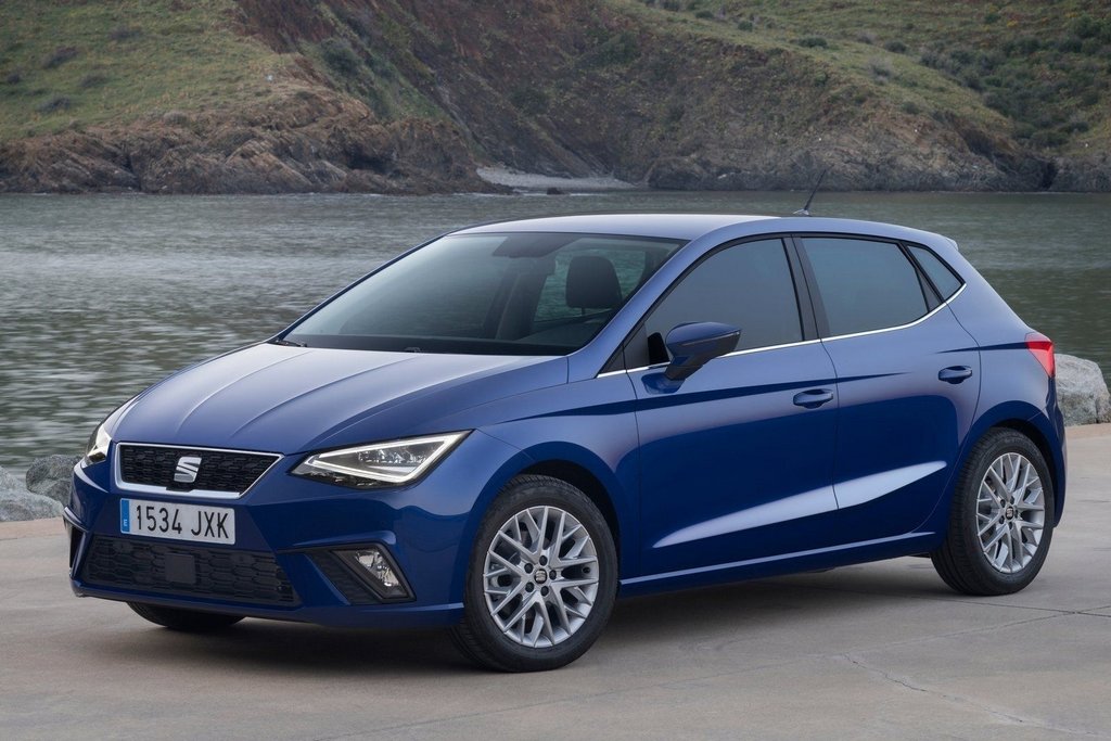 A cincea generație compact hatchback SEAT Ibiza