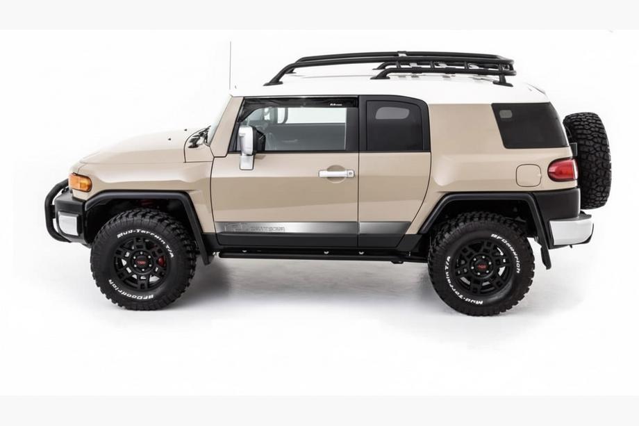 Toyota FJ Cruiser 2006-2022 Set Molduri Usi Foto 2