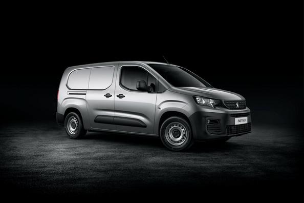 Review compact van Peugeot Partner Fotografie 8