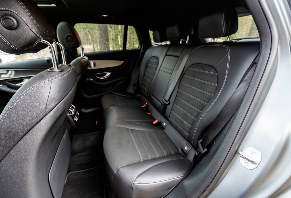 Electric cu patru roți crossover Mercedes-Benz EQC