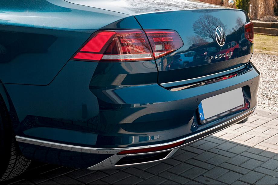 Volkswagen Passat B8 2015-2023 Ornamente toba OmsaLine SD/SW (2019+, 3 buc, inox) Foto 2