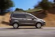 Review minivan compact Ford Tourneo Courier foto 2