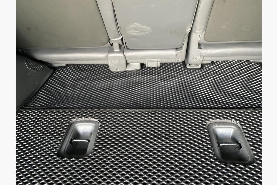 Toyota Land Cruiser 200 2007-2021 Covoras portbagaj 2 buc (EVA, 7 locuri, Negru) Foto 4