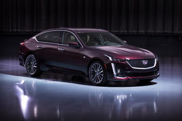 Review premium sedan Cadillac CT5