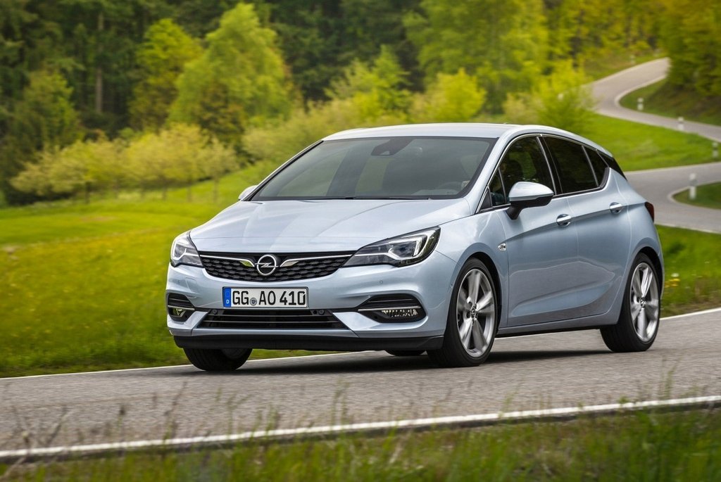 Prezentare generală a noului model Opel Astra Hatchback