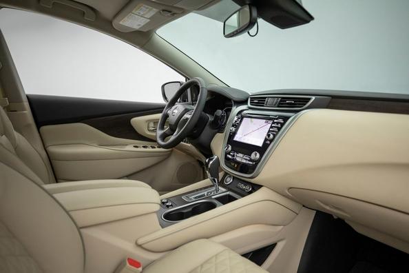 Review actualizat mijlocii crossover Nissan Murano Fotografie 9