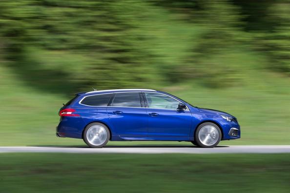 Review actualizat break Peugeot 308 SW Fotografie 6