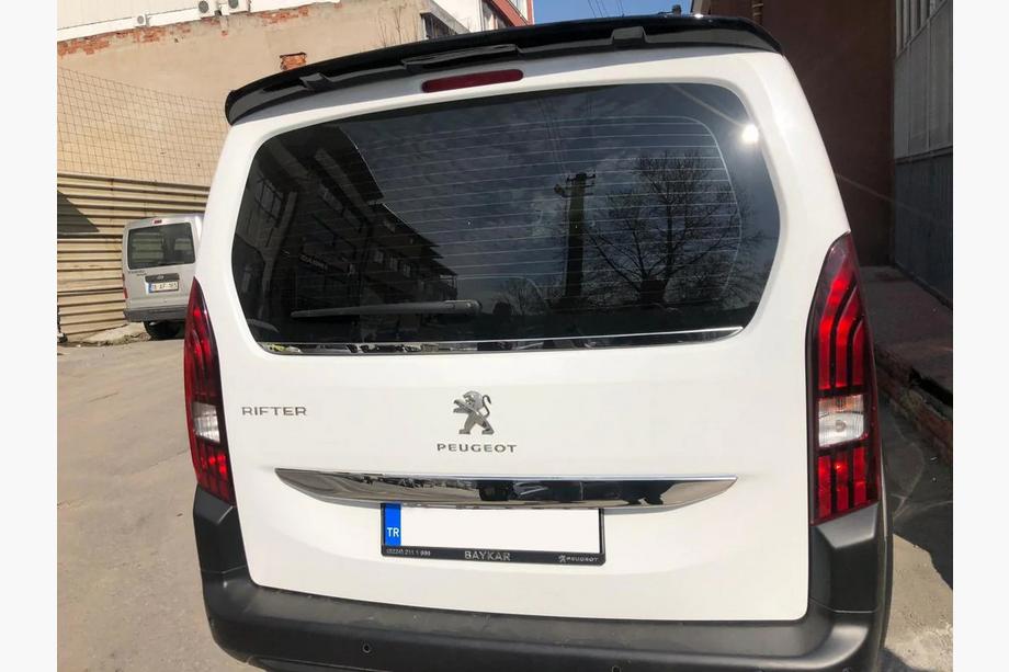 Peugeot Partner/Rifter 2019- Ornament inferior geam inox Carmos - Otel Inoxidabil Turcesc Foto 3