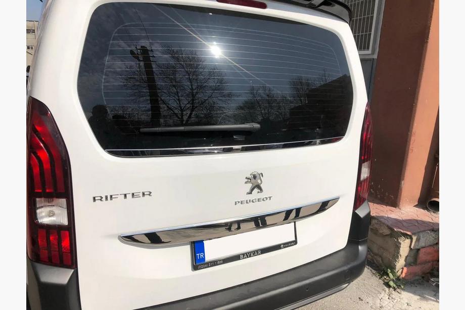 Peugeot Partner/Rifter 2019- Ornament inferior geam inox Carmos - Otel Inoxidabil Turcesc Foto 4