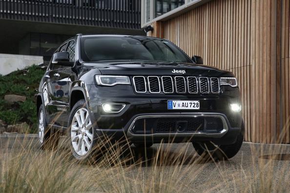 Review premium suv-ul Jeep Grand Cherokee Fotografie 9