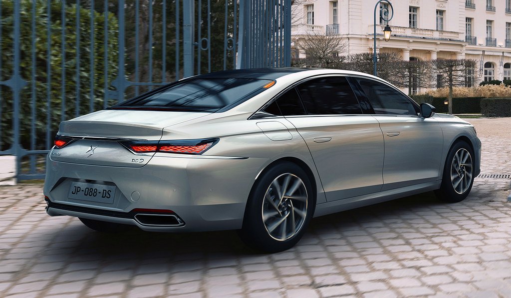 Prezentare generală a noului sedan premium DS 9