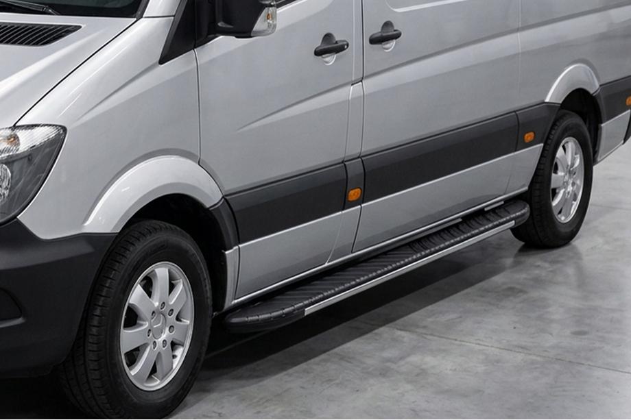 Volkswagen Crafter 2006-2016 Praguri laterale Bosphorus Grey (2 buc, aluminiu) Long/ExtraLong Foto 1