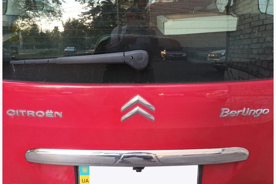 Citroen Berlingo 2008-2018 Ornament cromat deasupra placutei de inmatriculare (inox) Image