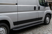 Fiat Ducato 2006-2025 Praguri Laterale Tayga Black (2 buc, Aluminiu) foto 1